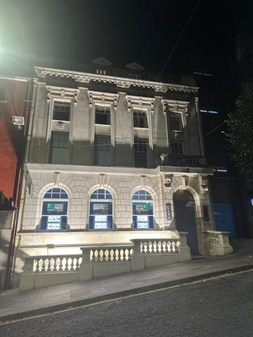 Diamond House Apartments Londonderry ภายนอก รูปภาพ