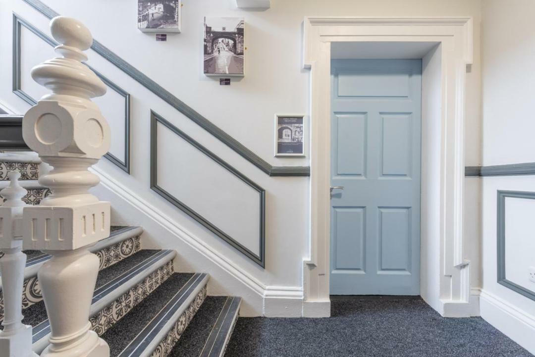 Diamond House Apartments Londonderry ภายนอก รูปภาพ