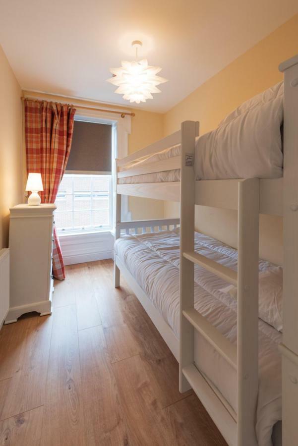 Diamond House Apartments Londonderry ภายนอก รูปภาพ